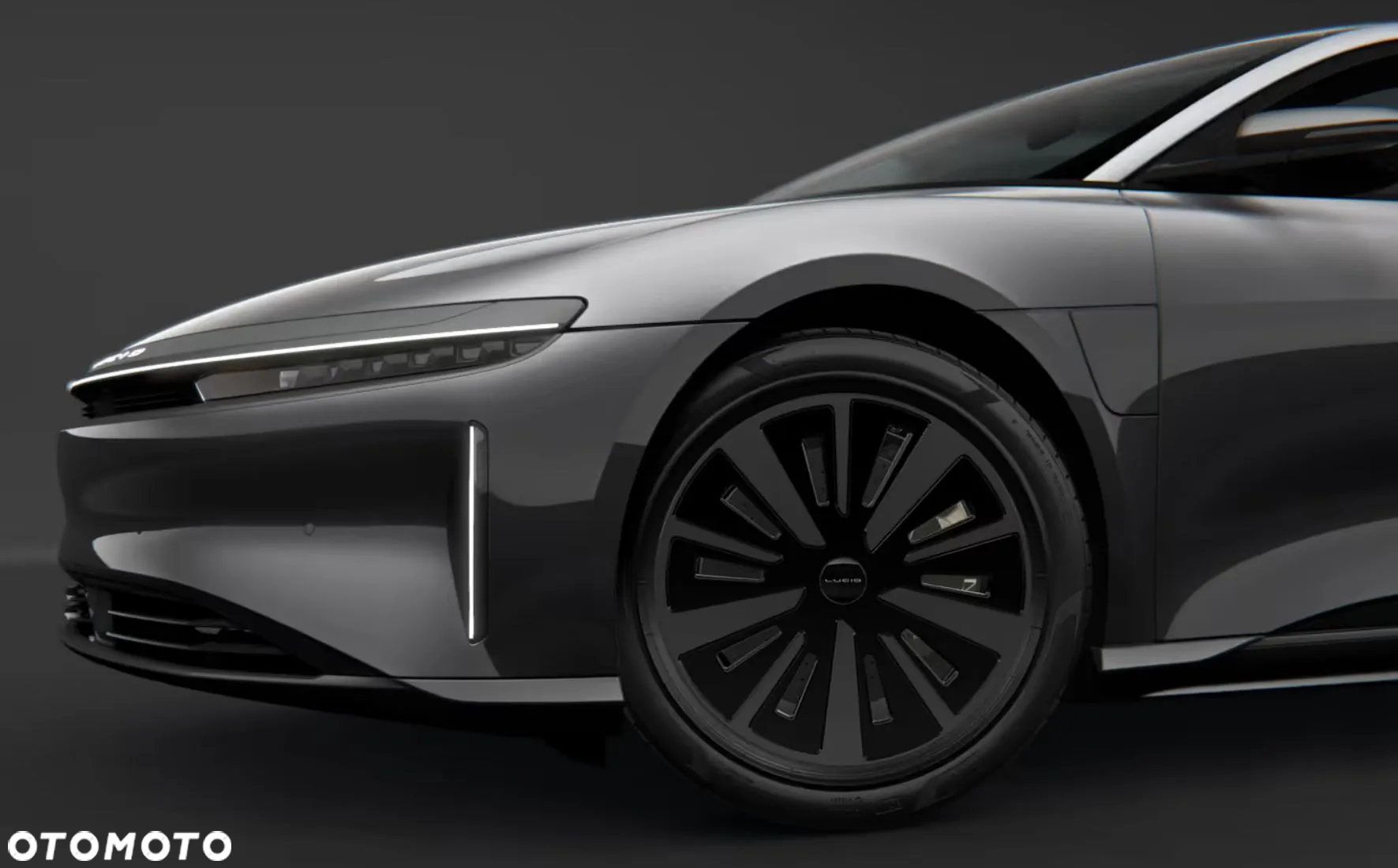 Lucid Air - 4