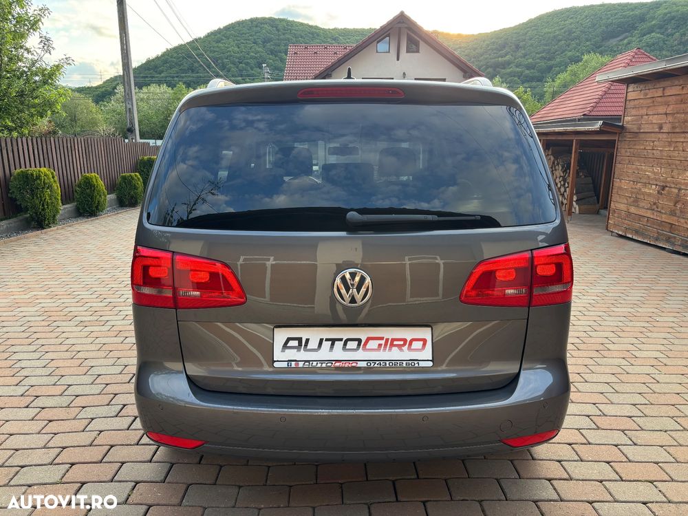 Volkswagen Touran 2.0 TDI DPF DSG Highline - 12