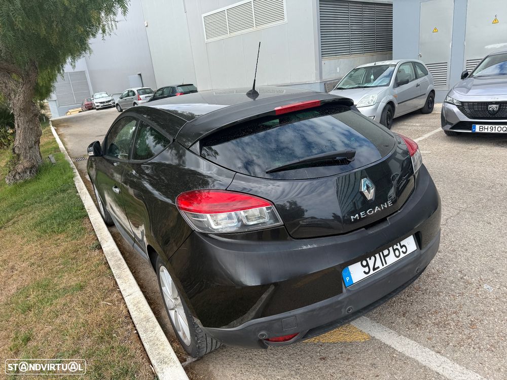 Renault Mégane Coupe 1.5 dCi Dynamique - 3