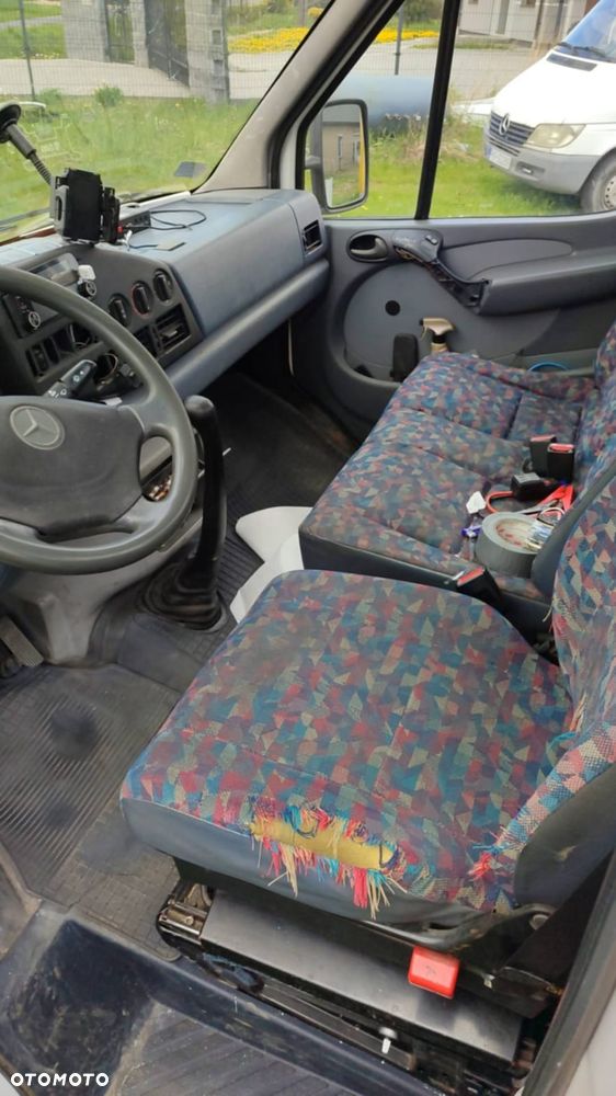 Mercedes-Benz Sprinter - 7