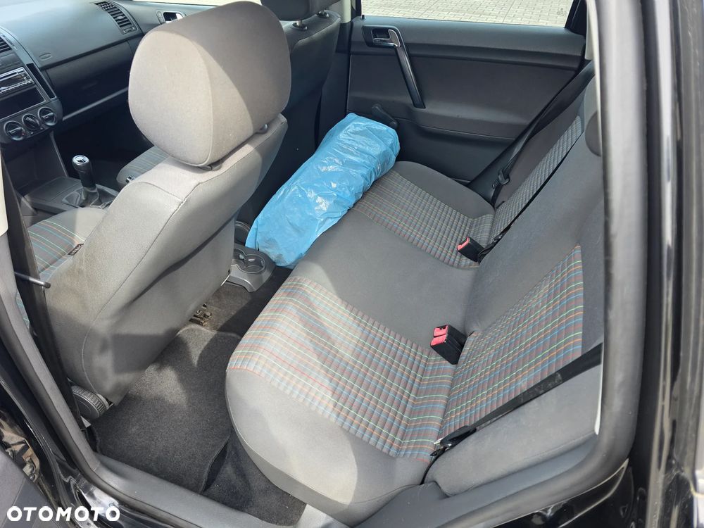 Volkswagen Polo 1.2 - 12
