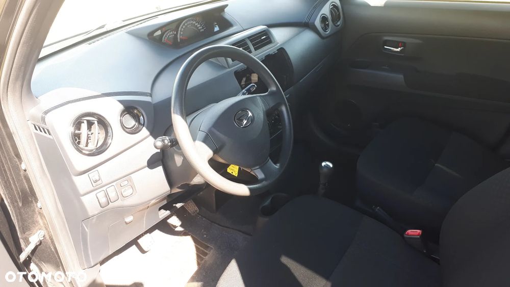 Daihatsu Materia 1.5 black edition - 19