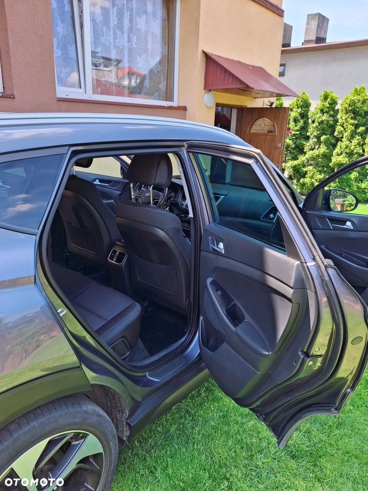 Hyundai Tucson 1.6 GDi Comfort 2WD - 12