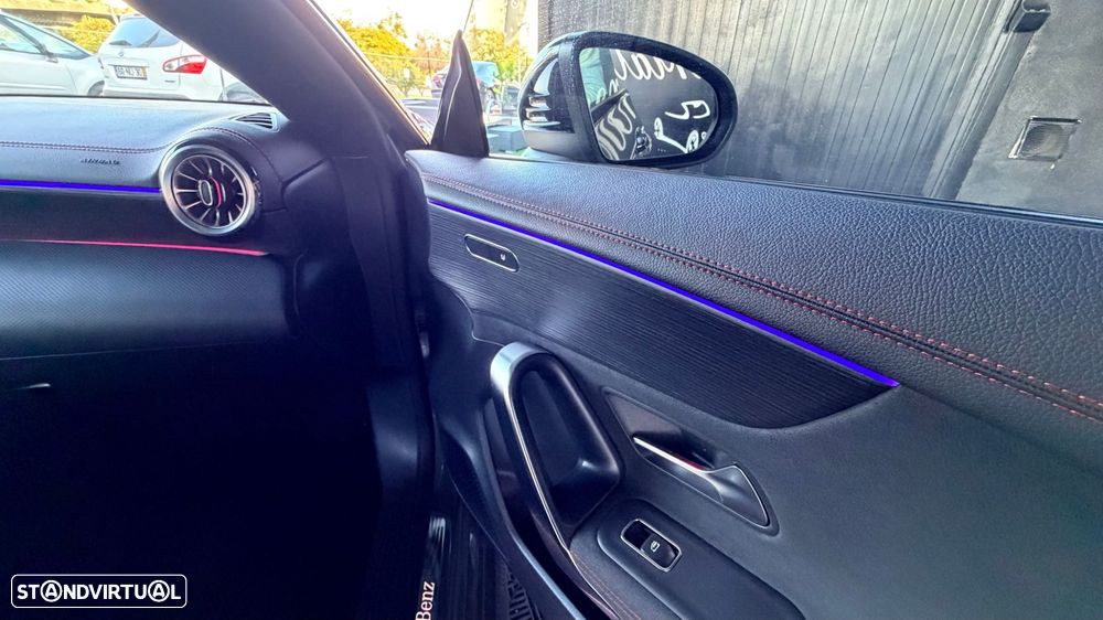 Mercedes-Benz CLA 250 e AMG Line - 17