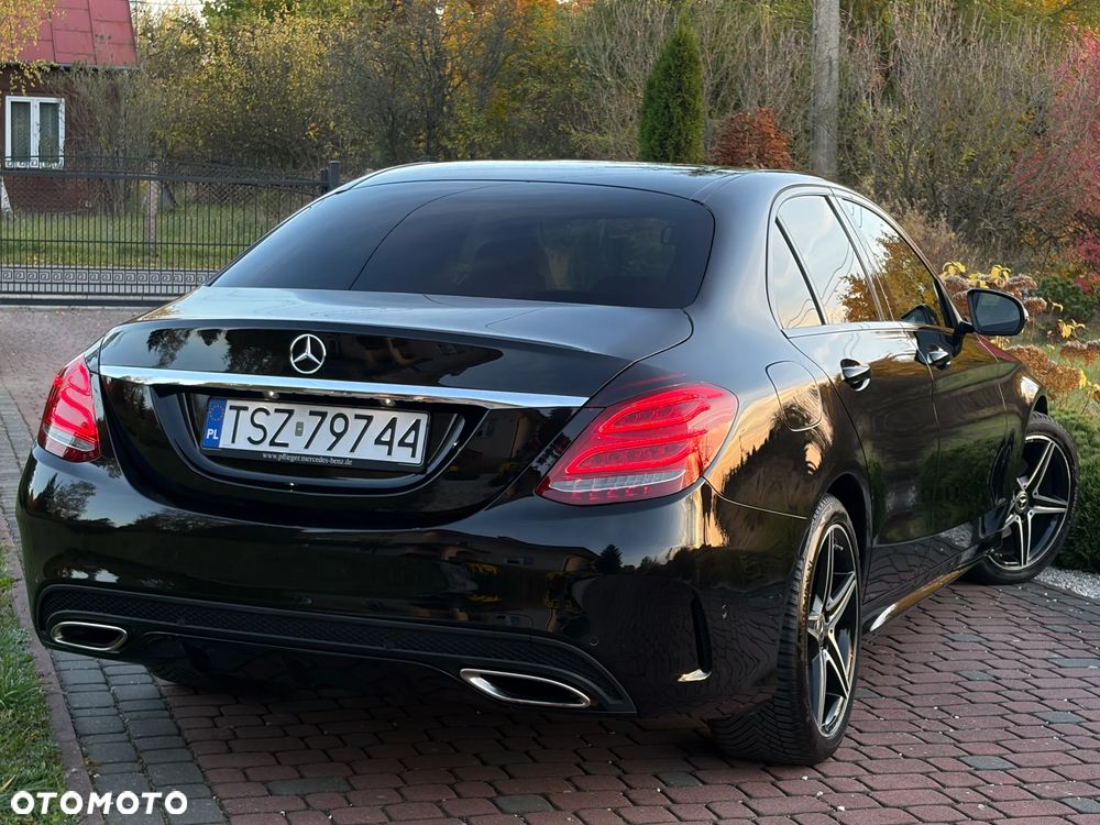 Mercedes-Benz Klasa C 180 9G-TRONIC AMG Line - 16