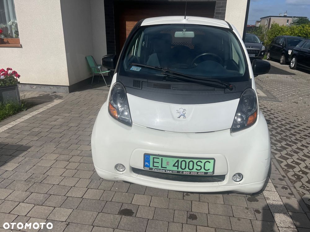 Peugeot iOn Active - 1