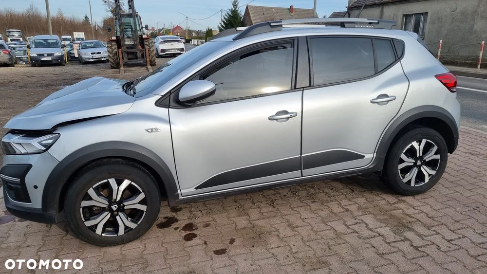 Dacia Sandero Stepway 1.0 TCe SL Celebration S&S - 3