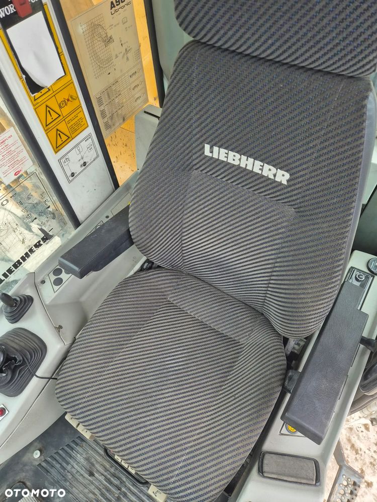 Liebherr 904 litronic - 3