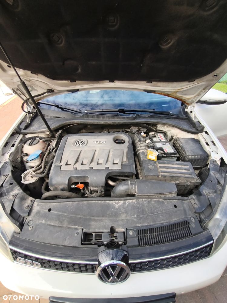 Volkswagen Golf 2.0 TDI GTD - 14