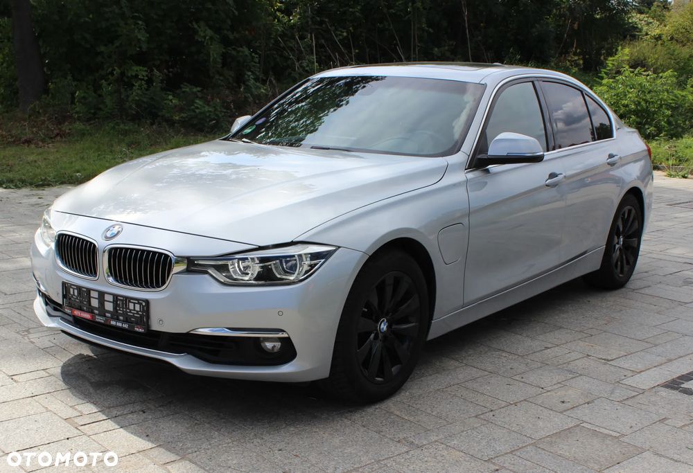 BMW Seria 3 330e iPerformance Sport Line - 2