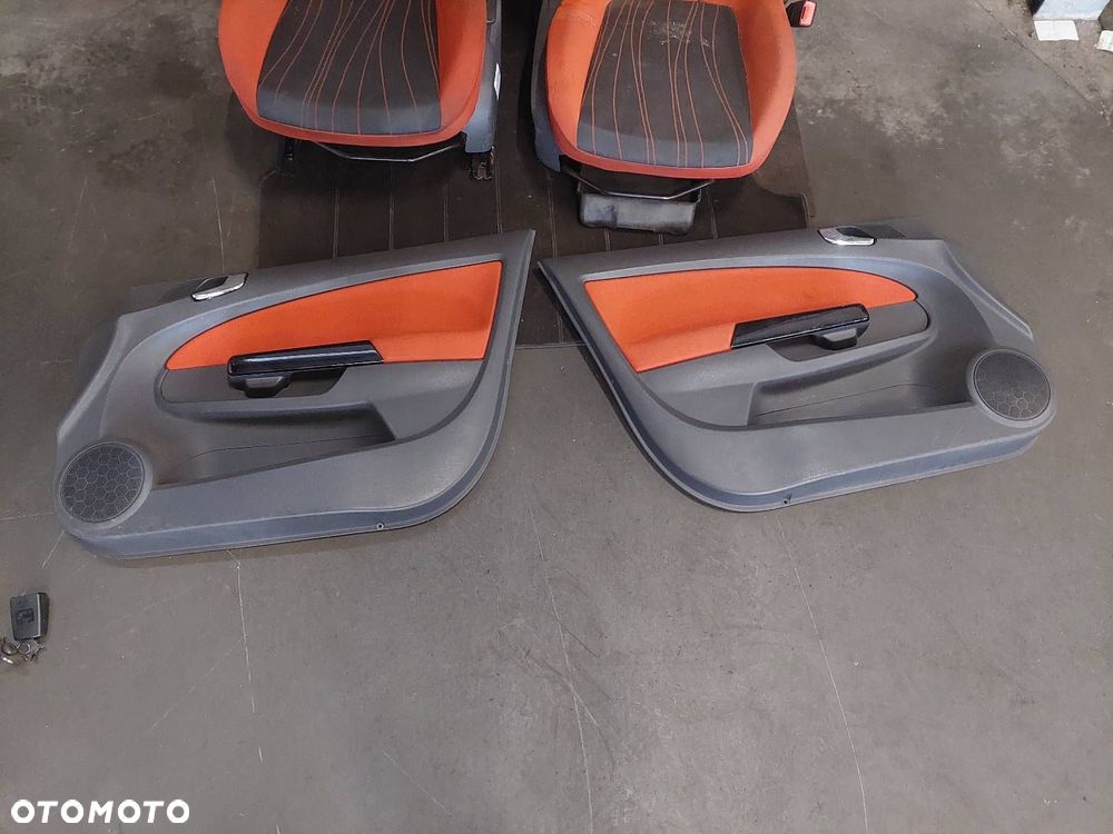FOTELE KOMPLET LEWY PRAWY KANAPA TYŁ + BOCZKI OPEL CORSA D 5D - 14