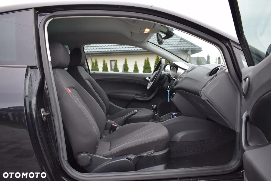 Seat Ibiza SC 1.4 16V Style - 10