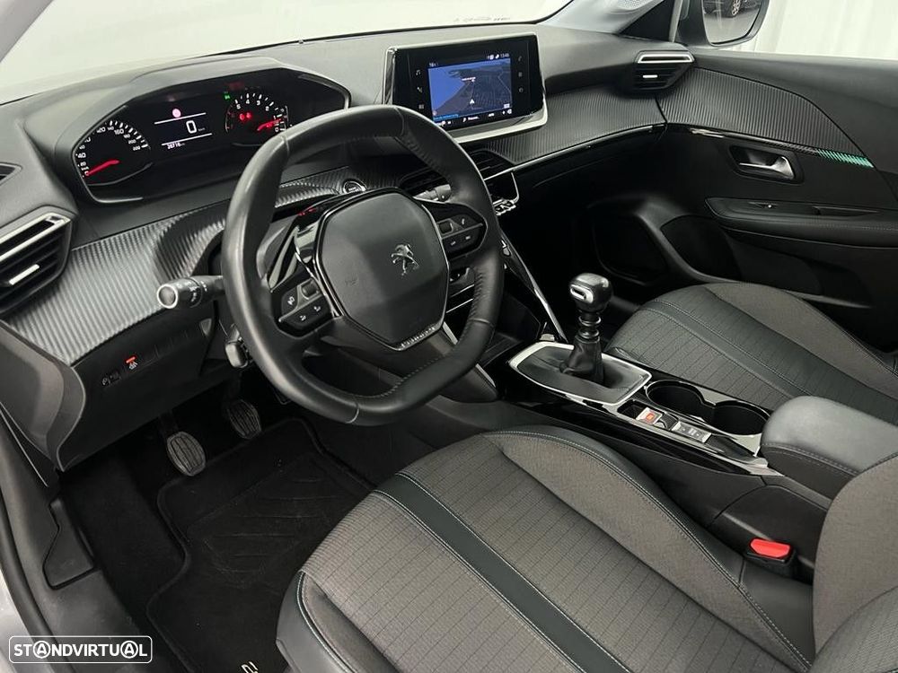 Peugeot 208 1.2 PureTech Allure - 13