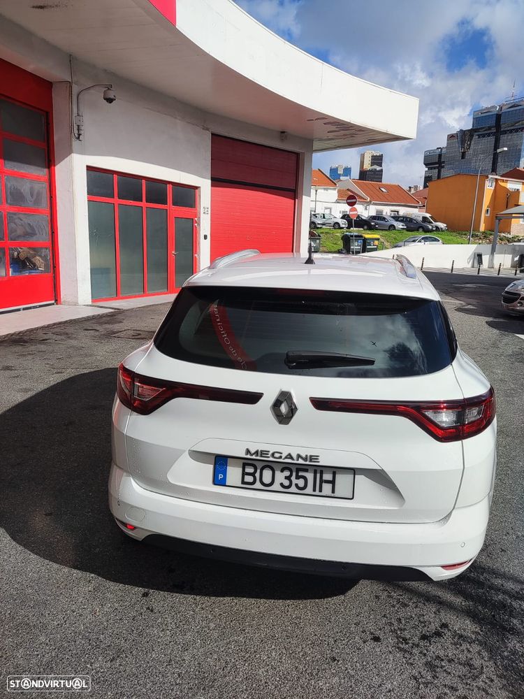 Renault Mégane Sport Tourer BLUE dCi 115 BUSINESS EDITION - 8