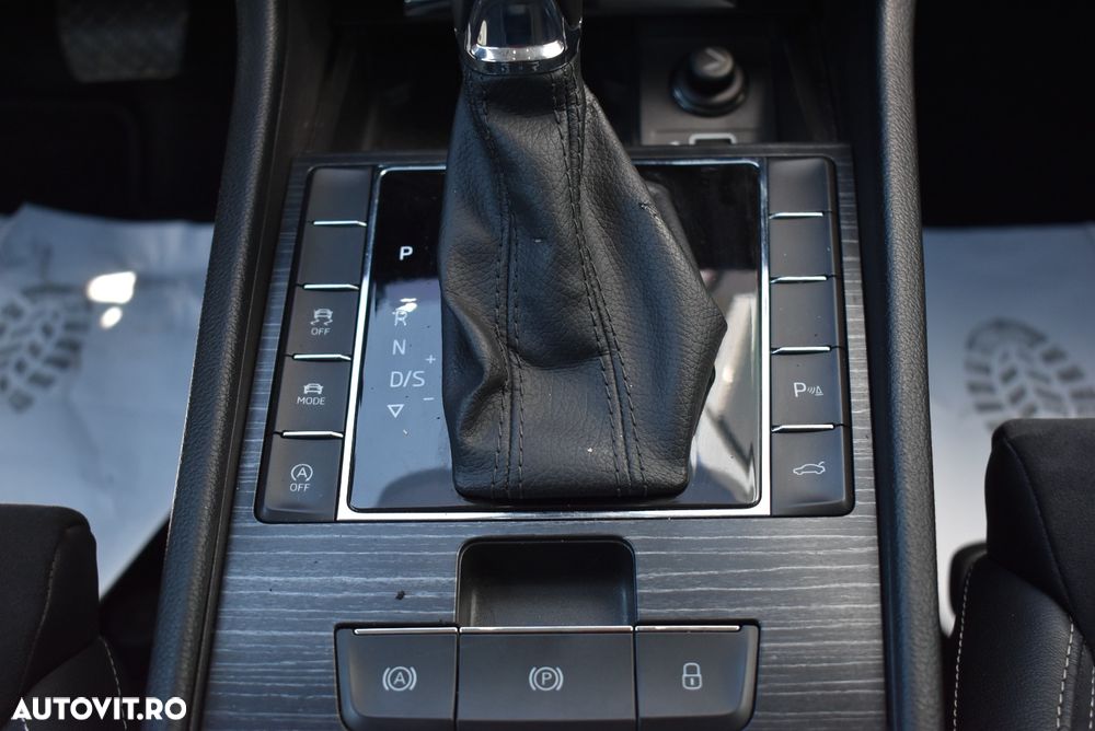 Skoda Superb 2.0 TSI DSG Style - 14