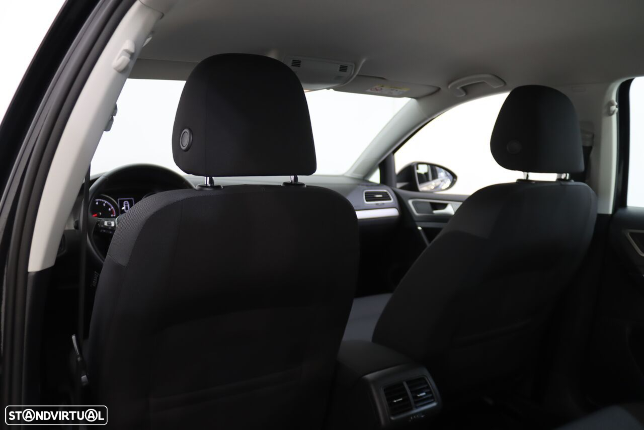 VW Golf 1.0 TSI Confortline - 8