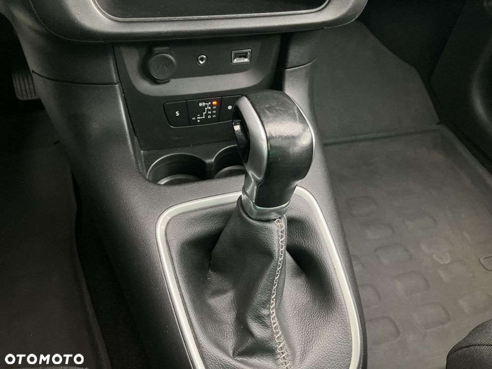 Citroën C3 1.2 PureTech Shine S&S EAT6 - 21