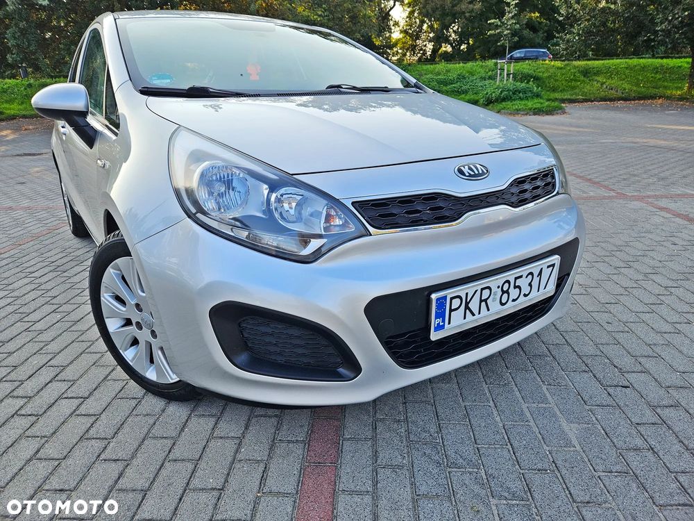 Kia Rio - 21
