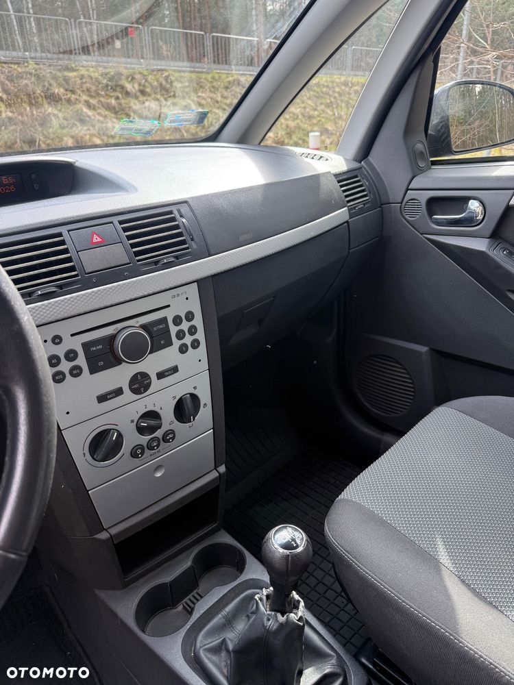 Opel Meriva 1.6 16V - 9