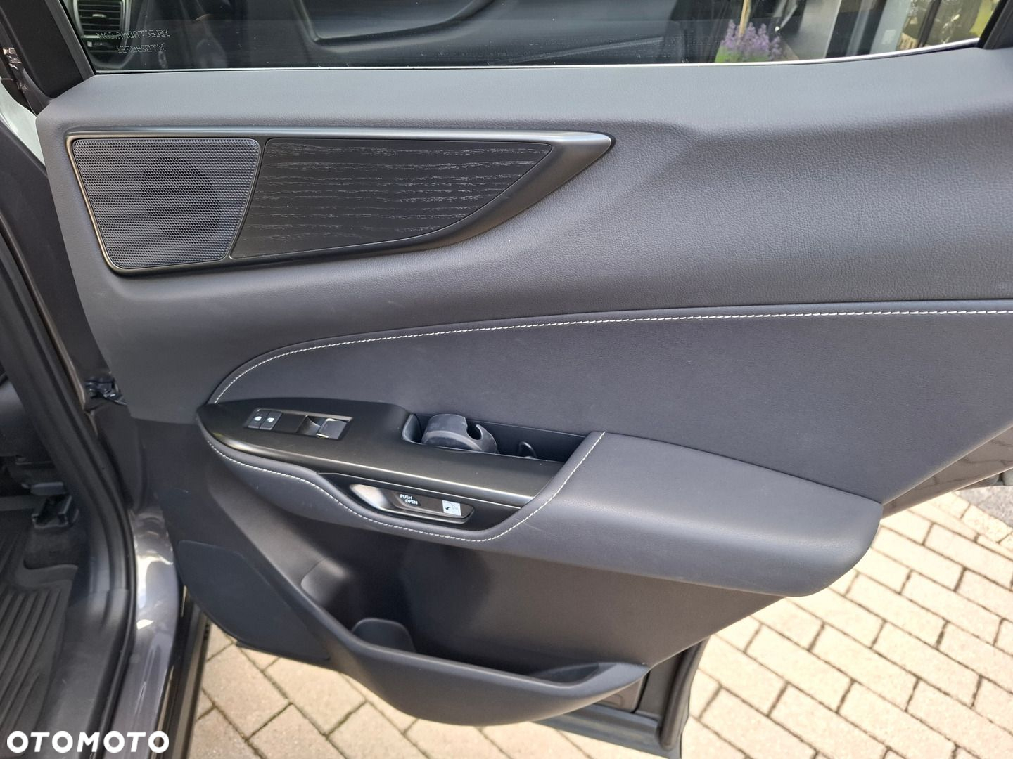 Lexus NX - 26