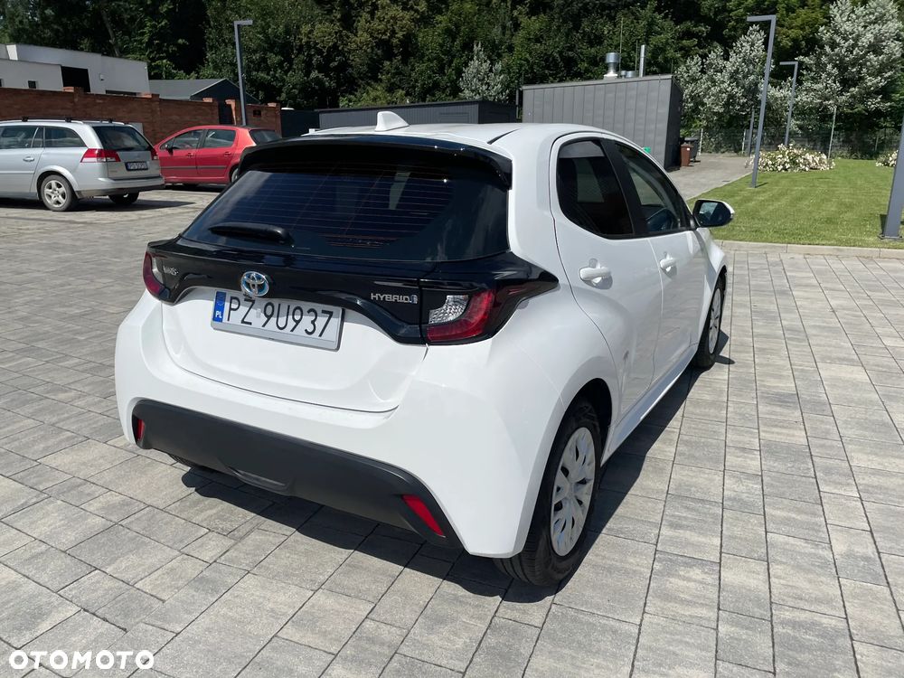 Toyota Yaris - 8