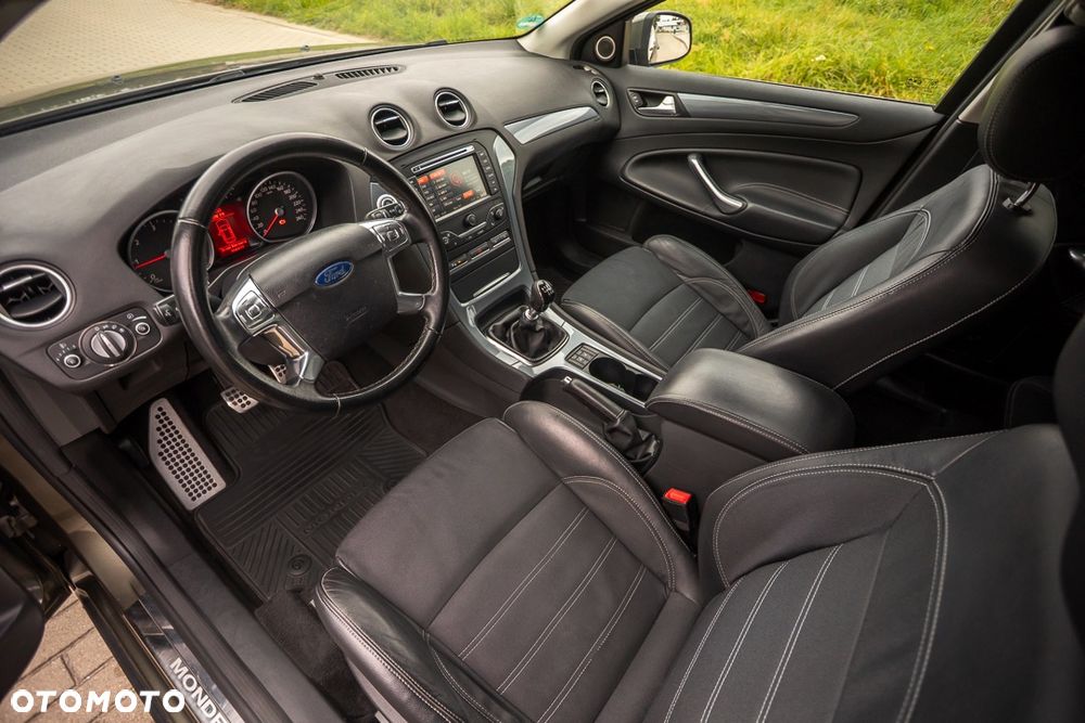 Ford Mondeo Turnier 2.0 TDCi Sport - 18