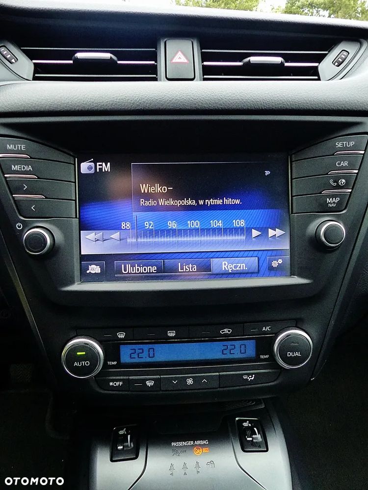Toyota Avensis 2.0 D-4D Premium - 32