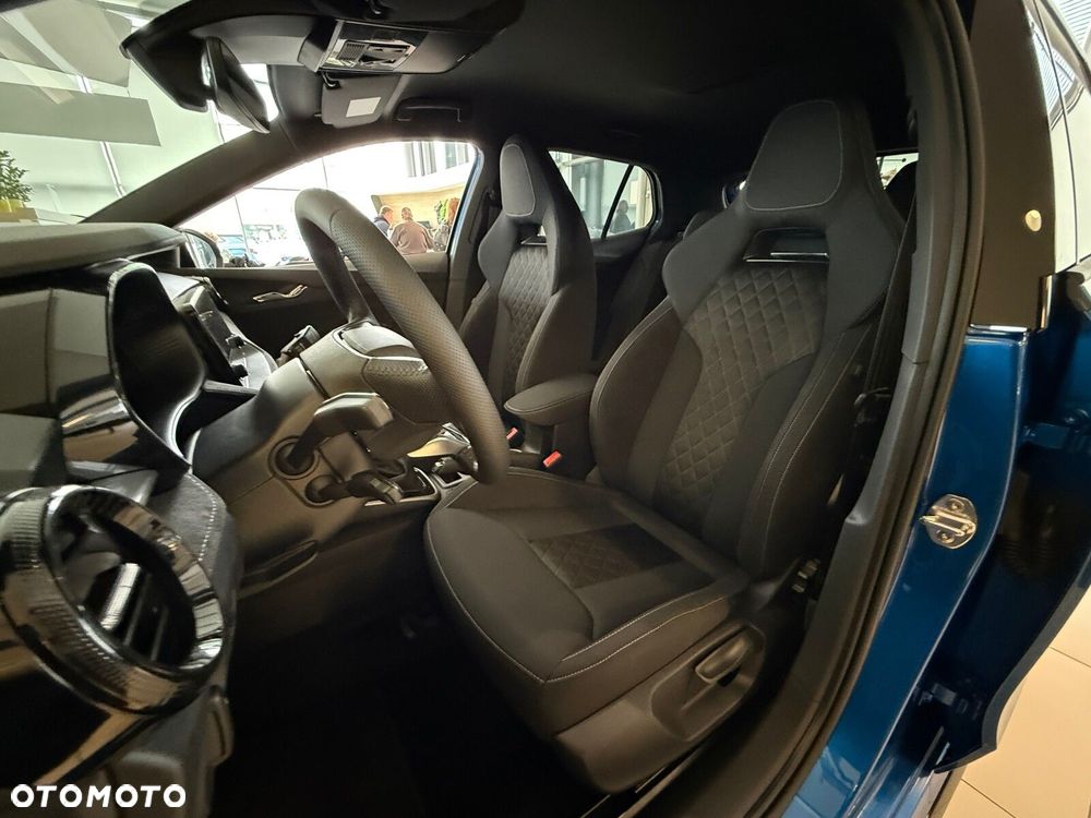 Skoda Fabia 1.0 TSI Monte Carlo DSG - 12