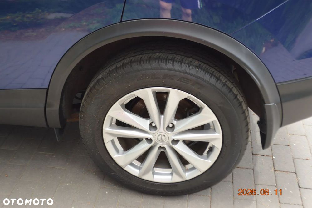 Nissan Rogue - 35