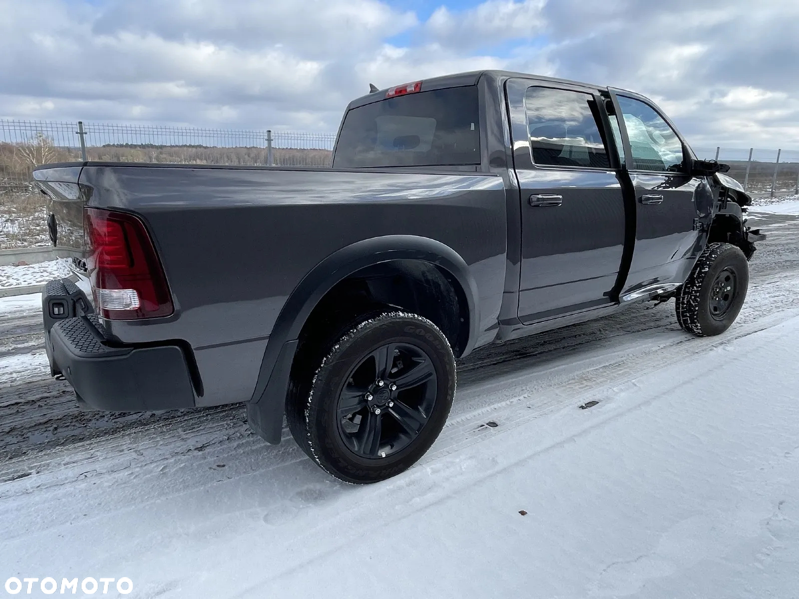 RAM 1500 - 4