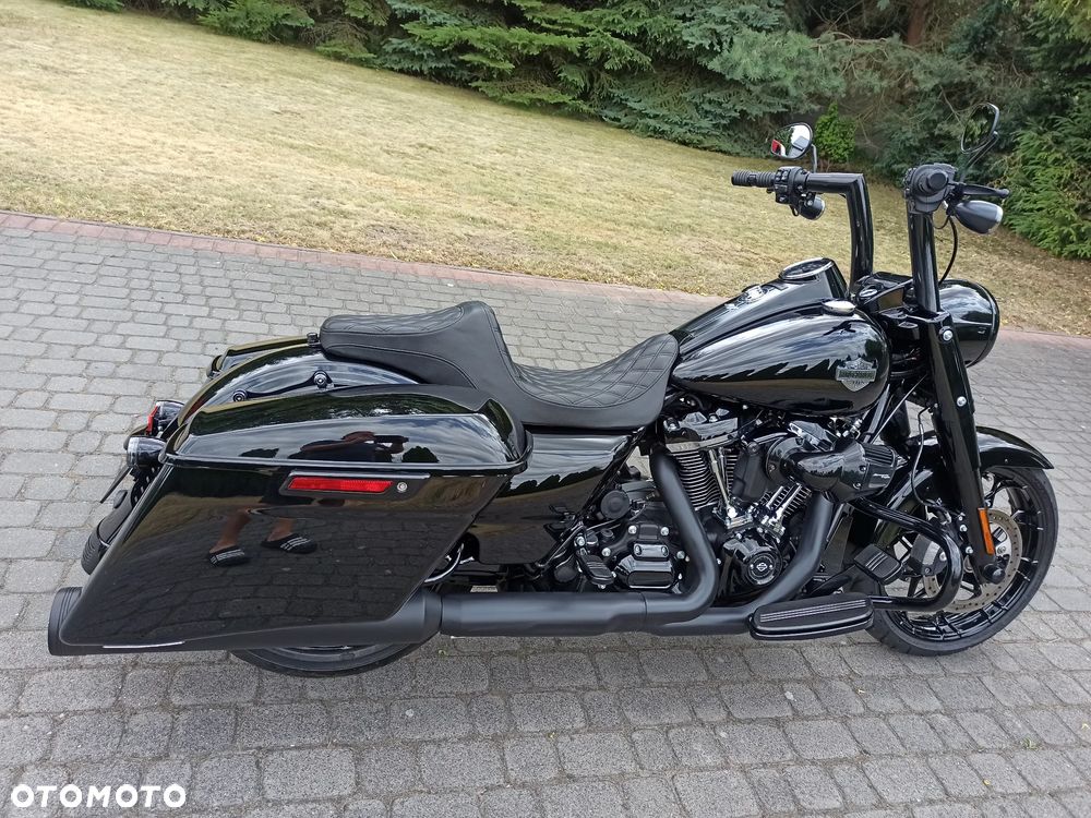 Harley-Davidson Touring Road King - 13