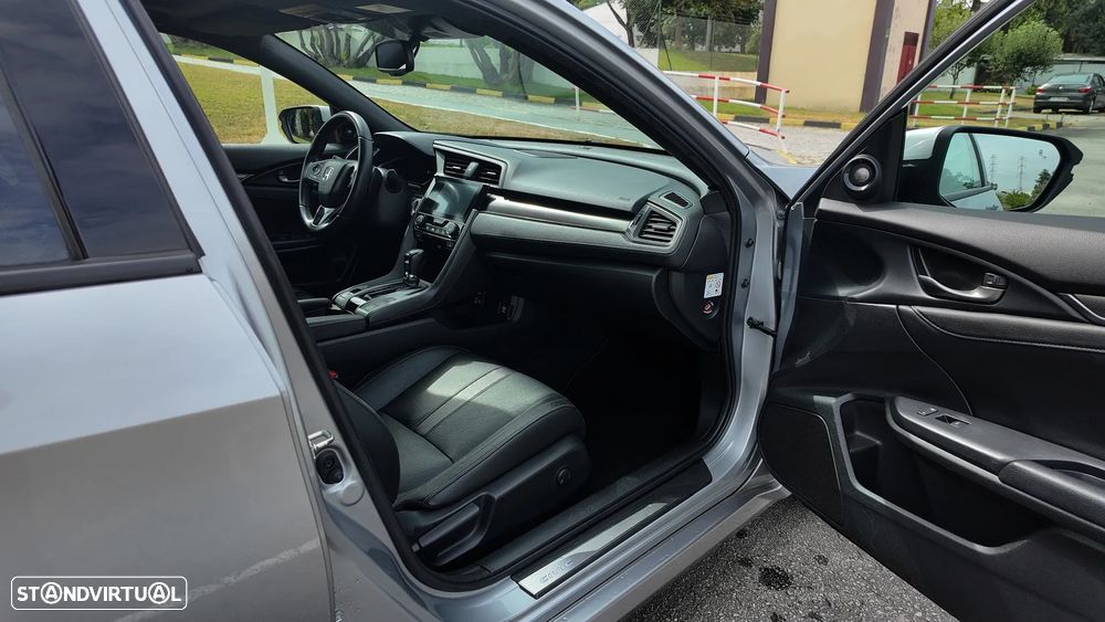 Honda Civic 1.0 i-VTEC Turbo CVT Elegance - 19