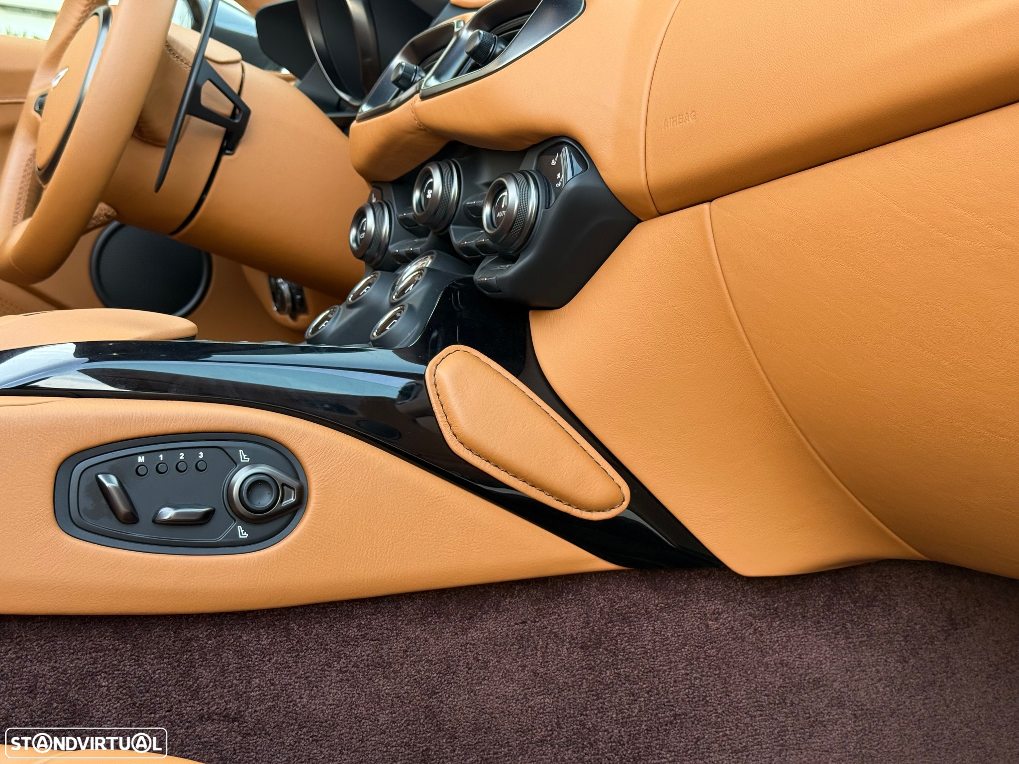 Aston Martin Vantage Roadster V8 - 50