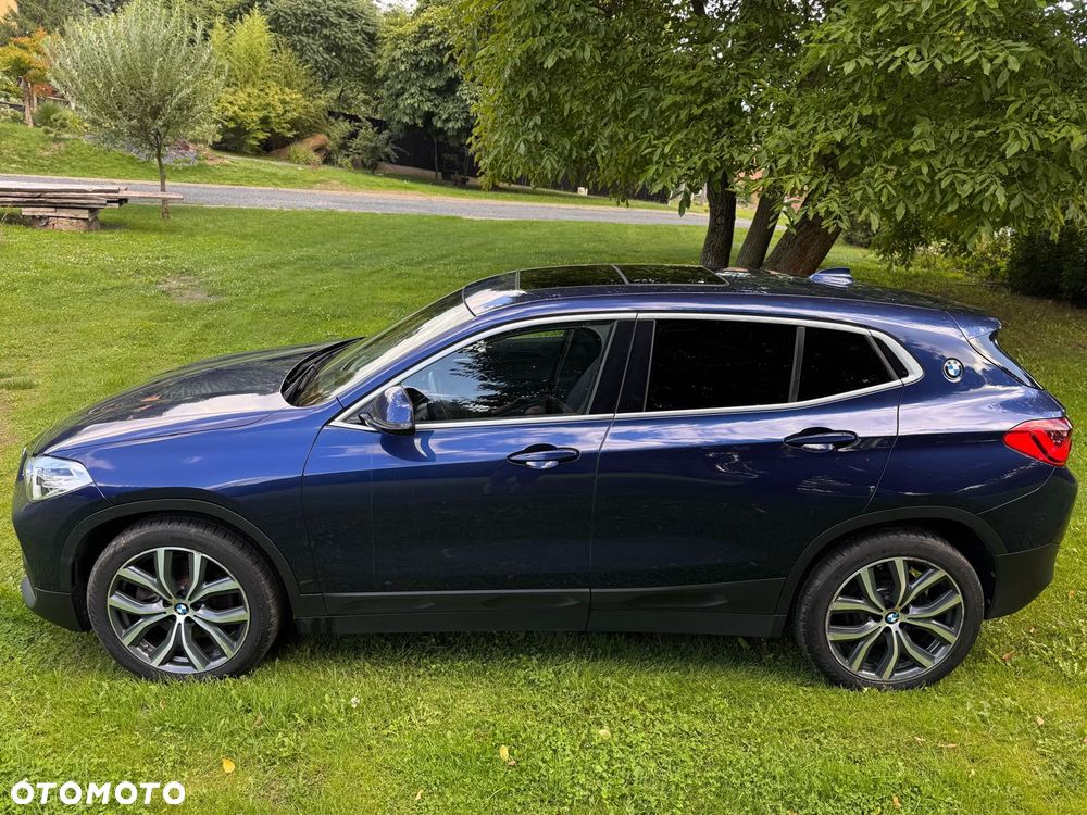 BMW X2 ver-sdrive20i-advantage - 11