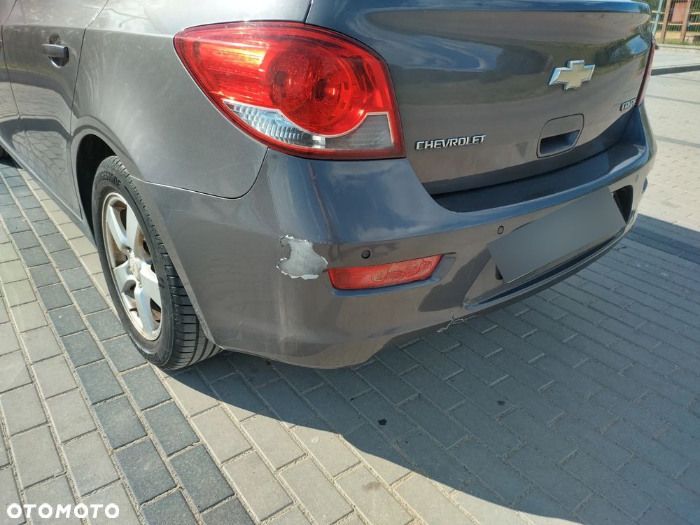 Chevrolet Cruze 1.6 LT - 8