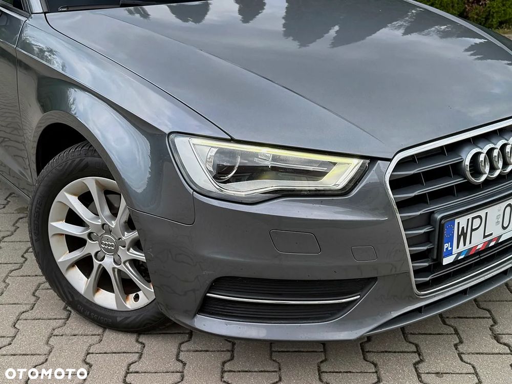 Audi A3 Sportback 1.6 TDI design - 27