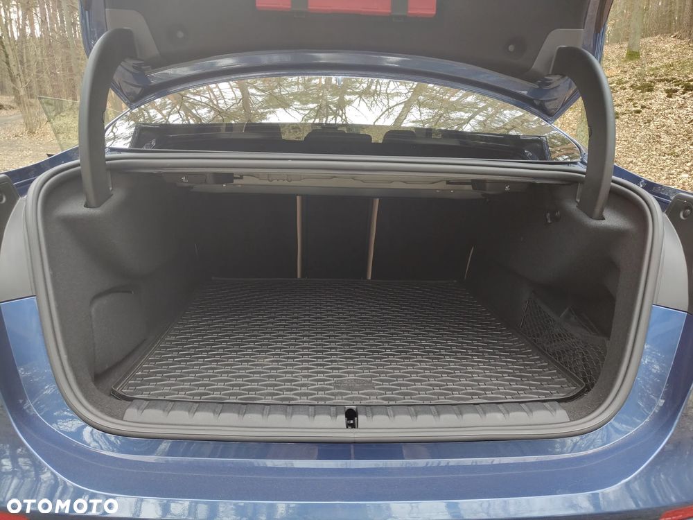 BMW Seria 2 218d Sport-Aut Sport Line - 36