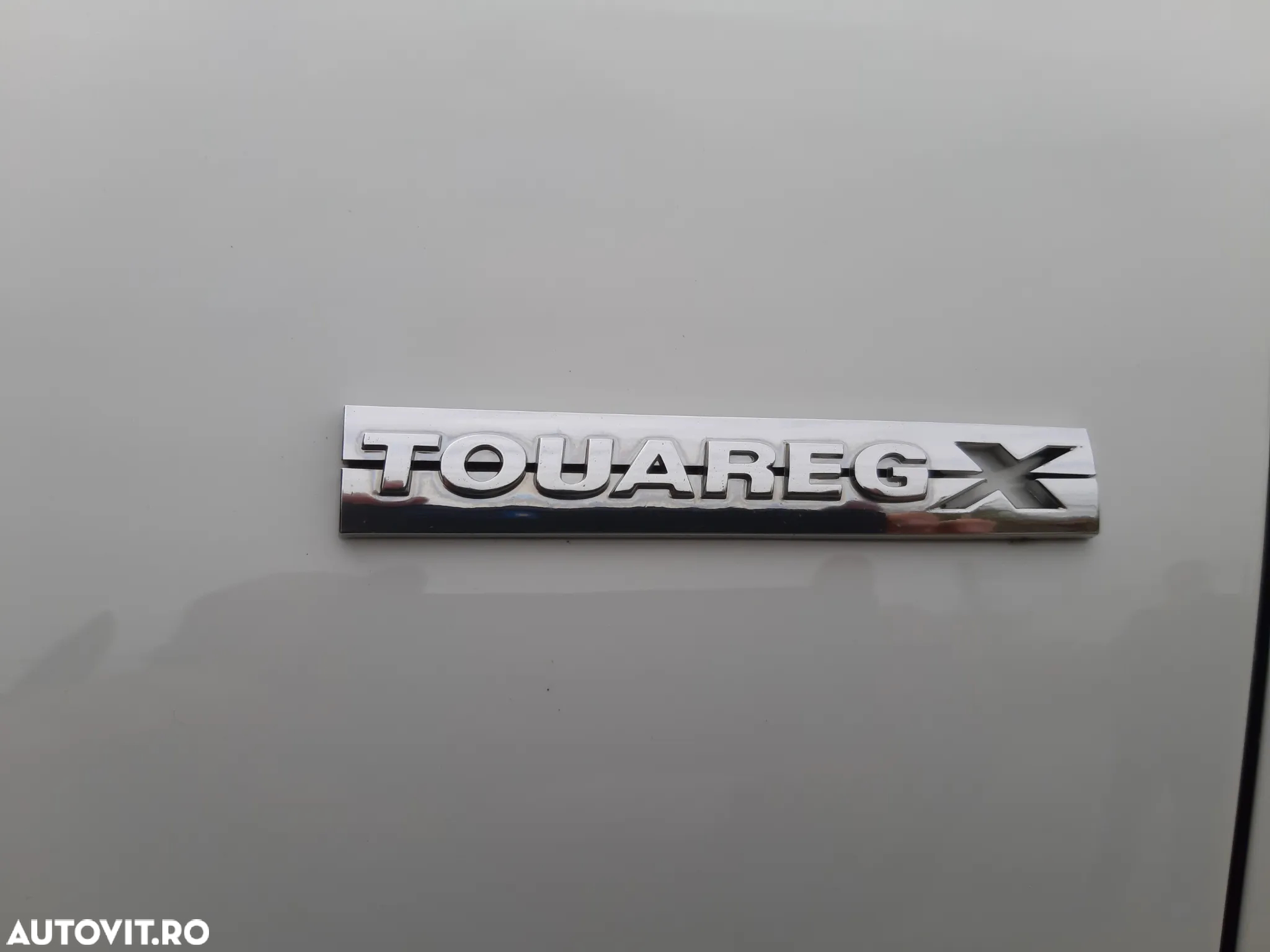 Volkswagen Touareg 3.0 V6 TDI BMT - 12