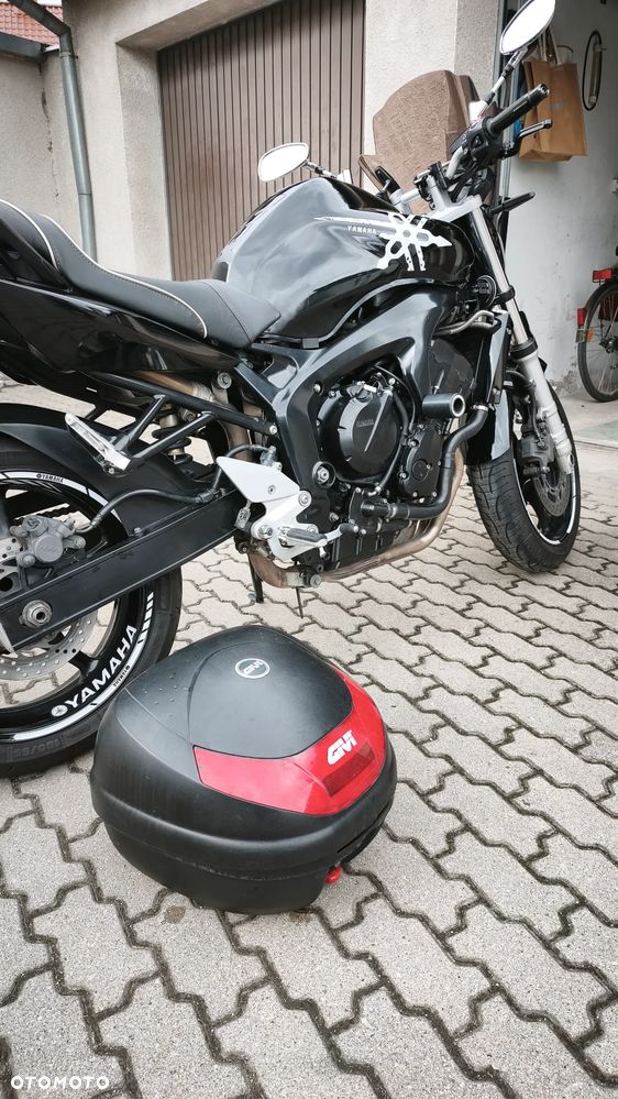 Yamaha FZ6 - 9