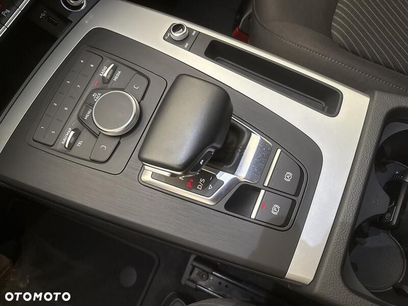 Audi Q5 35 TDI Quattro S tronic - 17
