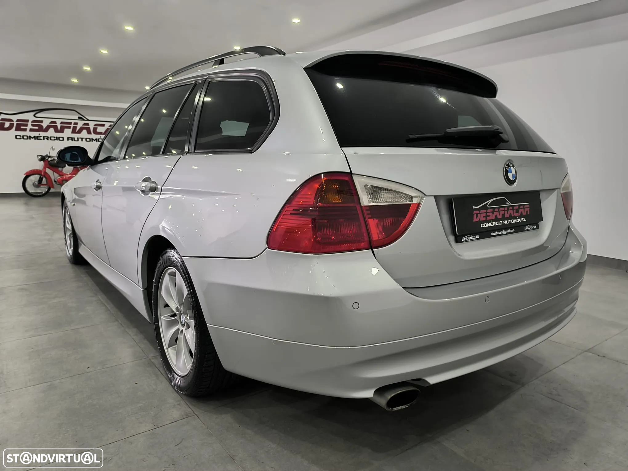 BMW 320 d Touring - 13