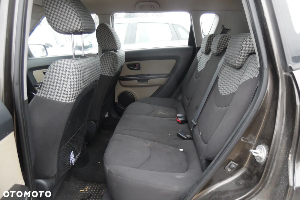 Kia Soul 1.6 CRDi L - 9