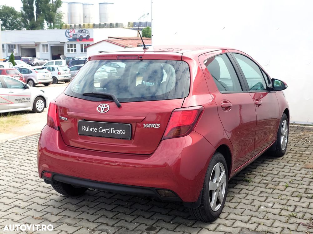 Toyota Yaris 1.33 L Dual VVT-i 5D Multidrive S Luna - 8