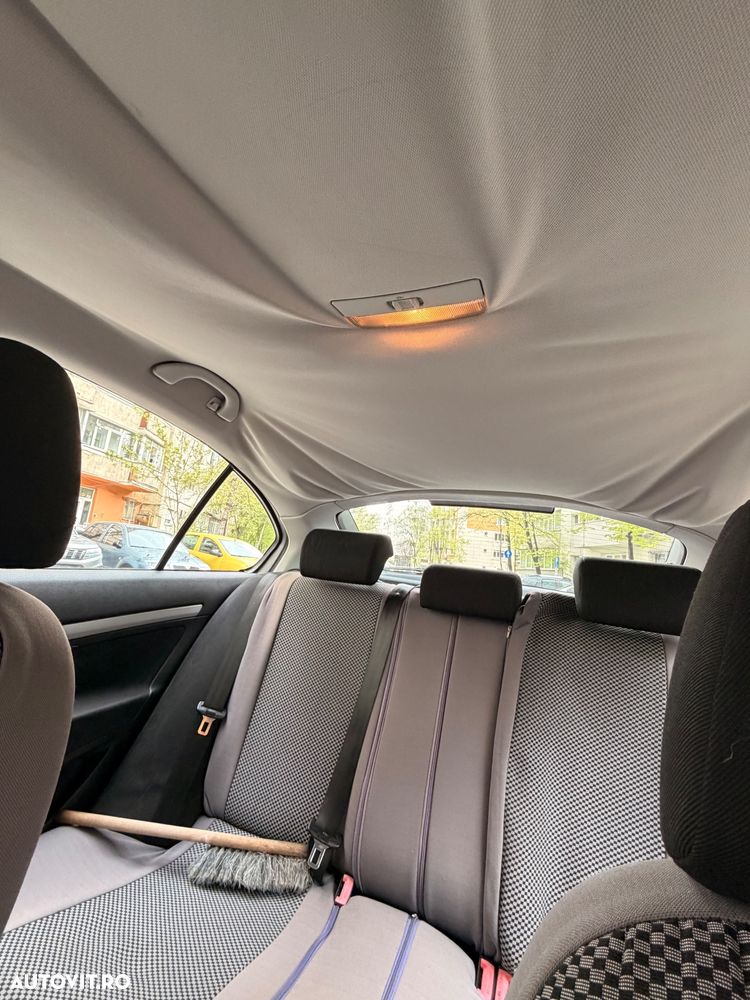 Skoda Octavia 1.4 Classic - 13