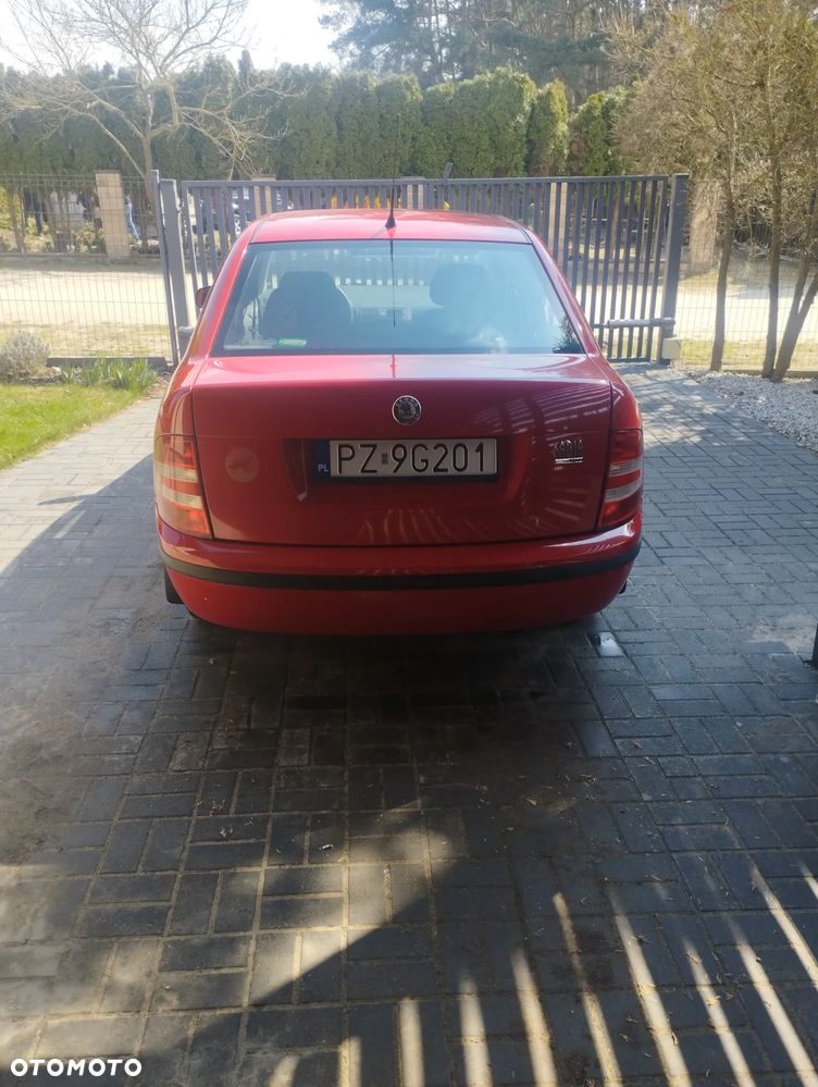 Skoda Fabia 1.4 16V Classic + - 10