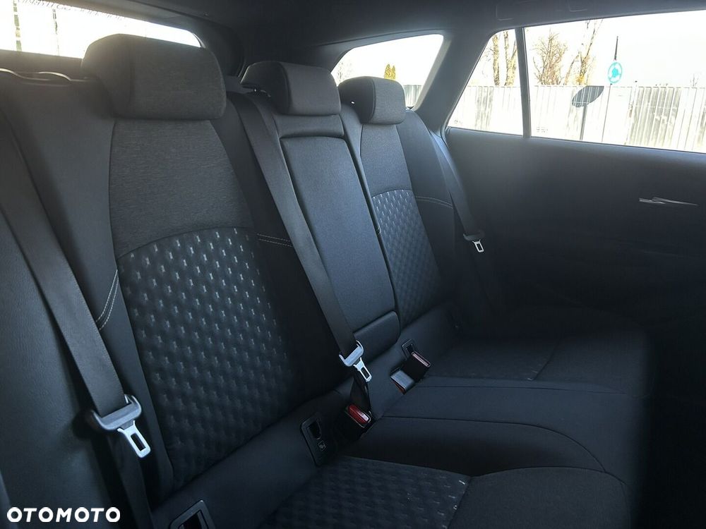 Toyota Corolla 1.8 Hybrid Comfort - 36