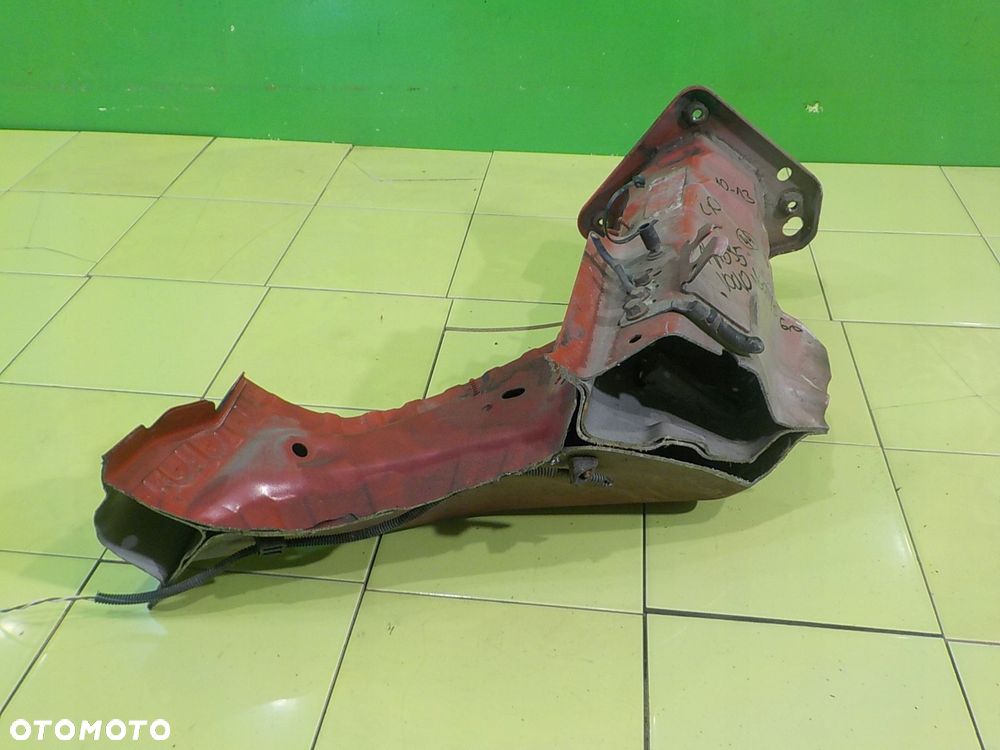 VOLVO V60 I S60 II 11r 2.4 D5 KOMBI podluznica lewa przod - 2