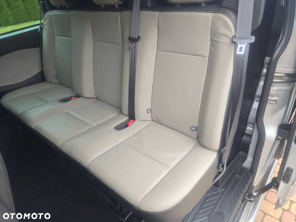 Ford Transit Custom 310 L2H1 Limited - 15
