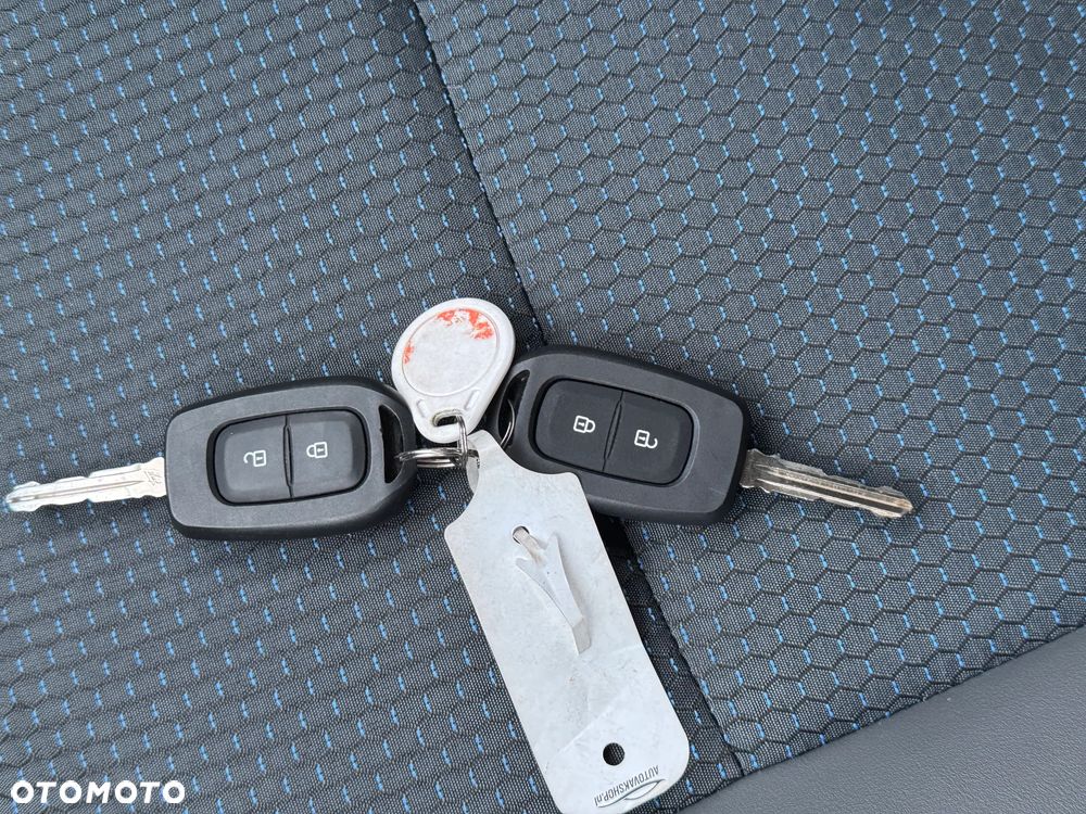 Dacia Spring Comfort Plus - 34