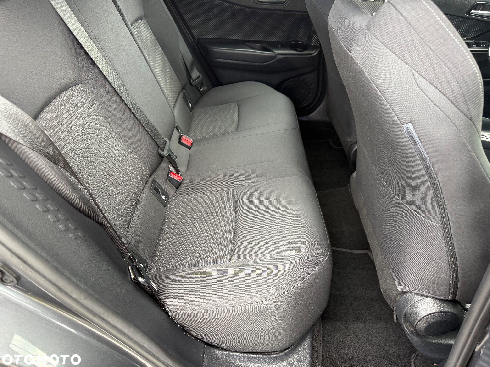 Toyota C-HR 1.2 Turbo Flow - 15